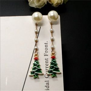 Betsey Johnson Pearl Christmas Tree Earrings